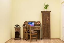 Antikolt fenyő dolgozószoba bútorok/íróasztal